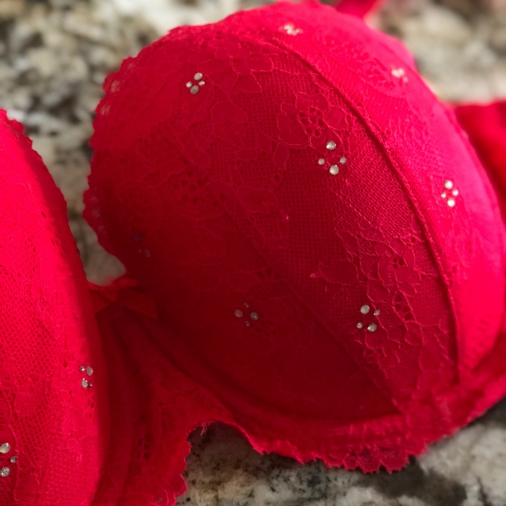 SOLD Victoria’s Secret Dream Angels Multi-Way Bra